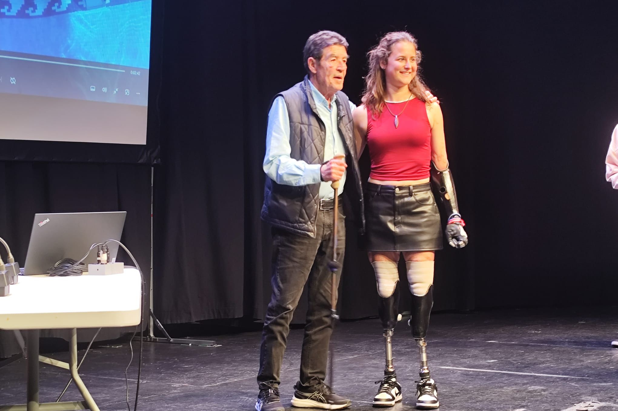 Sarah, un ejemplo de vida: «No tienes manos ni pies, pero yo a tu lado no soy ‘na’, mucho juez y mucho rollo pero voy con bastón»