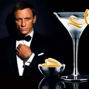 Dry Martini Bond